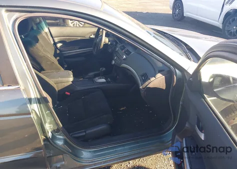 2008 Honda Accord 2.4 Ex from USA, damaged, VIN 1HGCP26718A004834